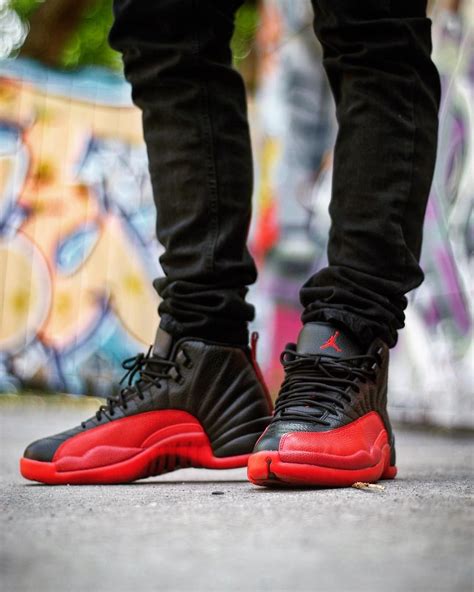 jordan 12 reverse flu game