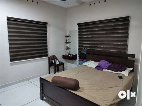 Room in Fully Furnished 2BHK on Ashoka Road, Kaloor for Ladies - For ...