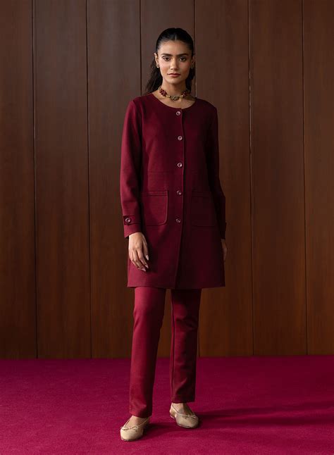 Eirene Maroon Monochrome Wool Coat – Lakshita