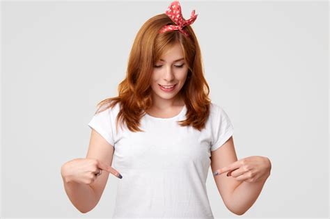 Page 3 | White t shirt style tips Images - Free Download on Freepik
