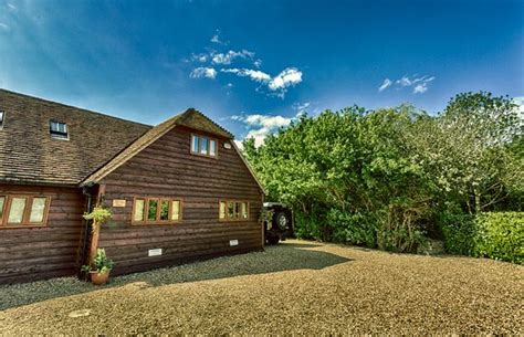 CLEMATIS COTTAGES (Stamford, England) - 2025 Cottage Reviews, Photos ...