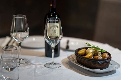 BOUTIQUE HOTEL HIPPOCAMPUS (Kotor) - Hotel Reviews, Photos, Rate ...