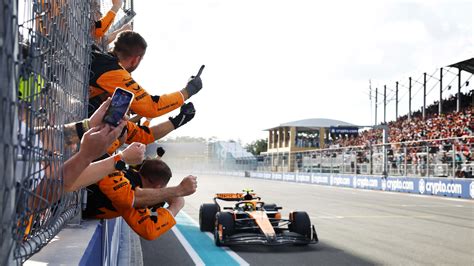 ‘Leave him to it’ – Lando Norris’ race engineer reflects on an emotional victory for McLaren ...