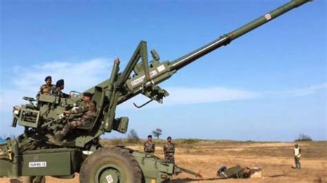 30 ਸਾਲ ਦੇ ਲੰਮੇ ਇੰਤਜ਼ਾਰ ਤੋਂ ਬਾਅਦ ਭਾਰਤੀ ਫ਼ੌਜ 'ਚ ਨਵੀਆਂ ਤੋਪਾਂ ਸ਼ਾਮਲ