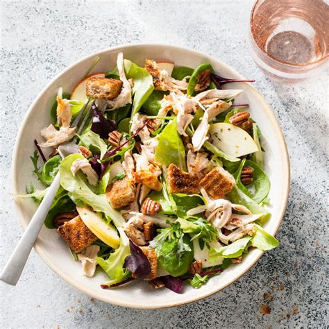 Chicken and Apple Salad with Multigrain Croutons | Savory