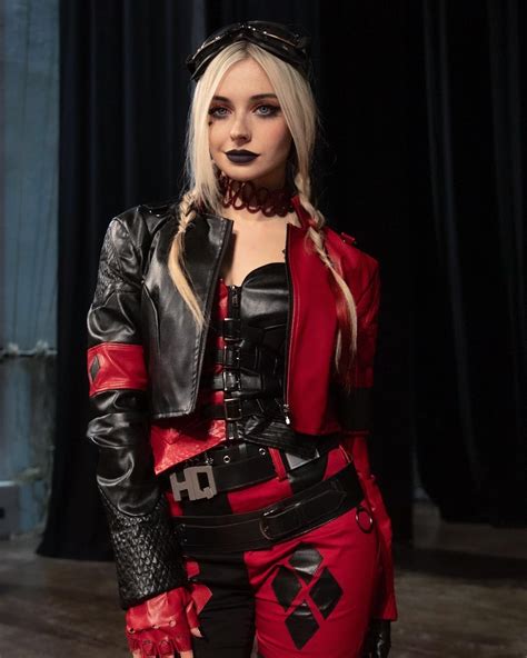 Harley Quinn cosplay | Cosplay | Know Your Meme