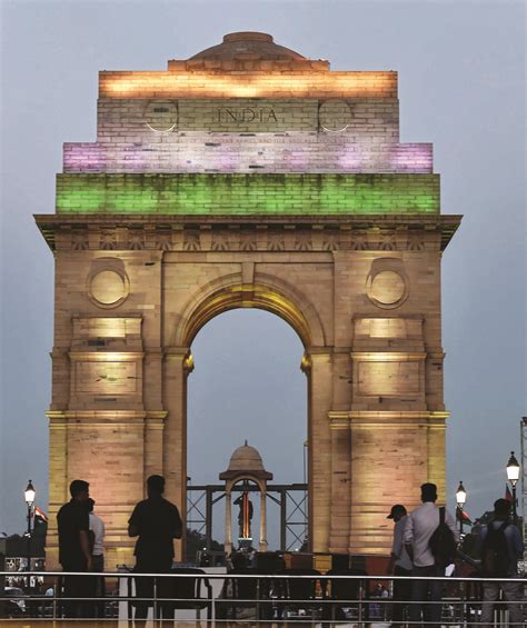 PM Modi to inaugurate 'Kartavya Path' today, unveil Netaji statue at India Gate