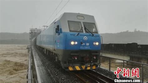 四川强降雨致铁路多趟客车停运 旅客暂勿前往成都火车站_荔枝网新闻