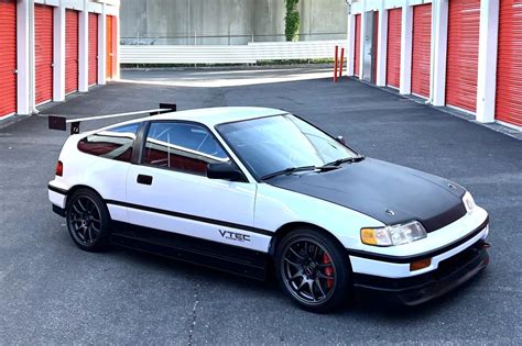 Car Honda Crx