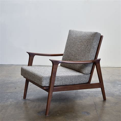 Mid-Century Modern Charlotte Chair, Solid Walnut - Gingko Furniture