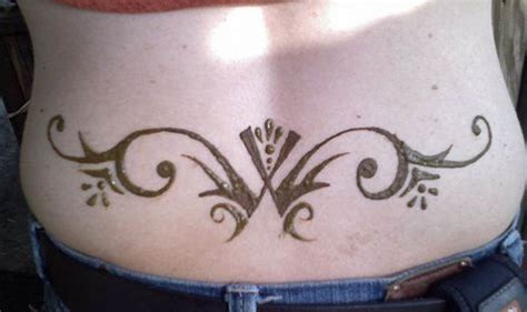 Beautiful Henna Tramp Stamp Designs & Ideas