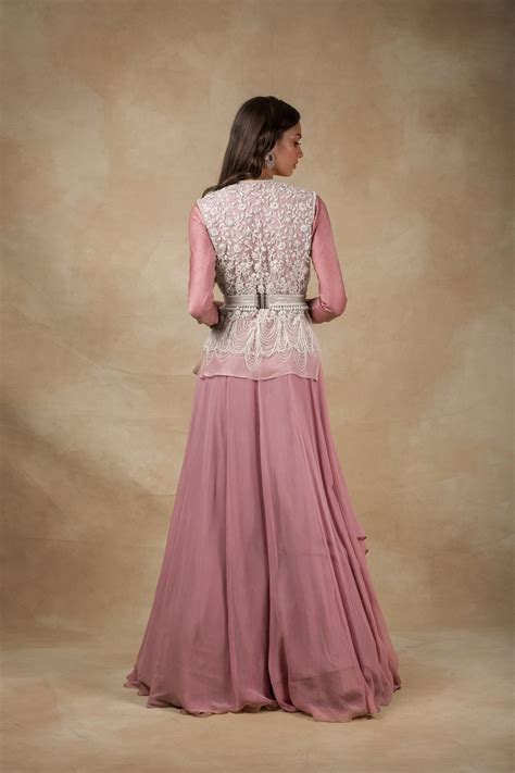 Fayruz – Ridhi Mehra