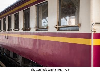 Local Train Side View 的图像结果