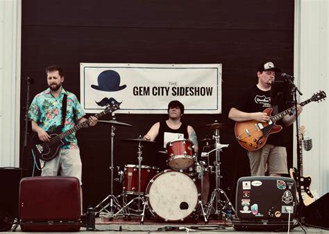 Gem City Sideshow at Balanced Rock Winery, Balanced Rock Winery ...