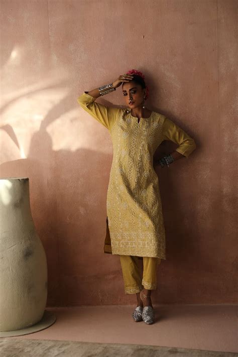 Yellow Chikankari Suit Set (With Pants) – Heritage Official