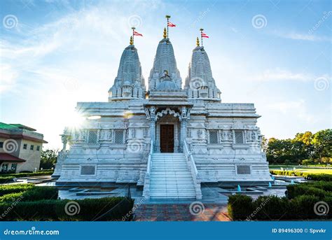 BAPS Shri Swaminarayan Mandir of Chicago Editorial Image - Image of ...