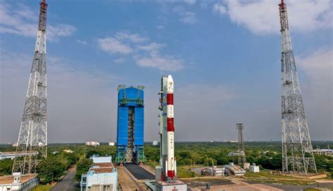 ISRO Launches Indian Rocket - lifeberrys.com