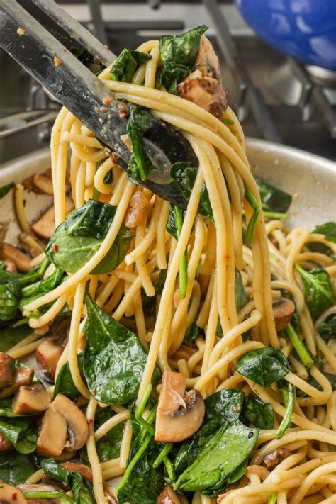 Mushroom Spinach Pasta - Vegetable Recipes