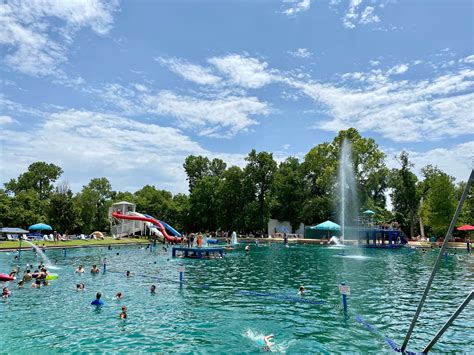 Livin’ Your Best Summer at Burgers Lake, Fort Worth