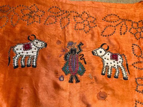 Nathdwara with two cows : Vintage Embroidered Textile — Khojcrafts