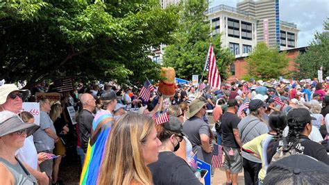 Anti-Trump 'No Kings' protests held in the Charlotte area Saturday ...