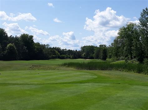 Apple Mountain Golf Course - Michigan Golf Matrix