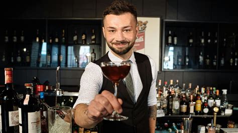 RADIOLOGIST REVEALS WHY EUROPEANS WHO DRINK ALCOHOL HAVE A HEALTHIER ...