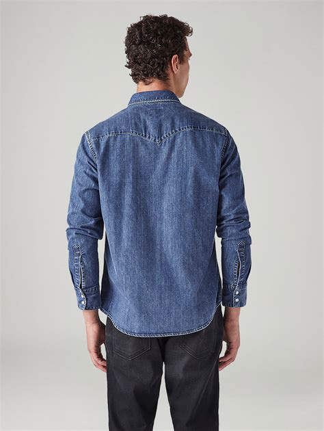 Men's Solid Slim Fit Denim Shirt – Levis India Store