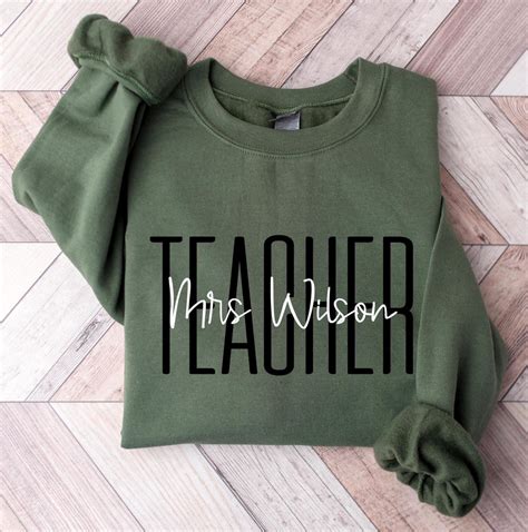 Teacher Sweatshirt, Custom Teacher Sweatshirt, Cute Teacher Crewneck ...