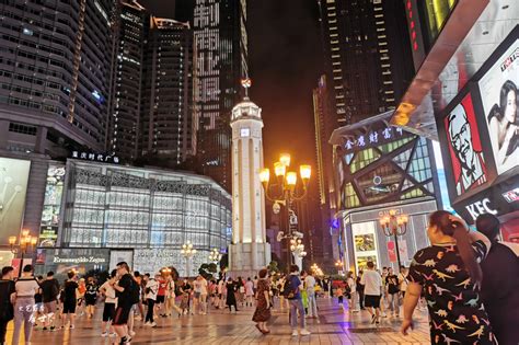 凌晨3点都还灯光霓虹，中国五大“不夜城”，老外：中国太安全了__凤凰网