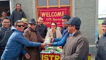 Agriculture Minister visits KVK Leh-II at Nyoma (Ladakh) | ICAR