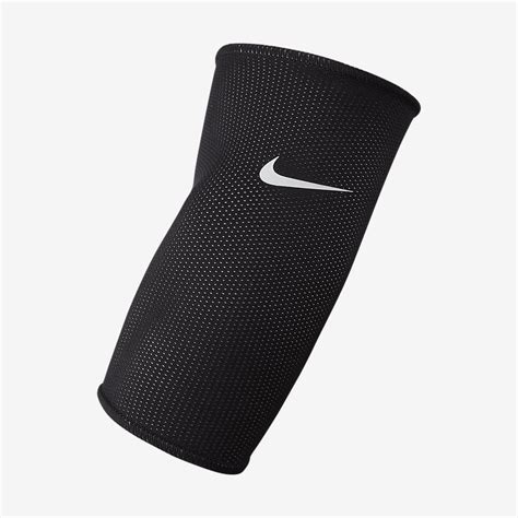 Nike Guard Lock Football Sleeves. Nike IN