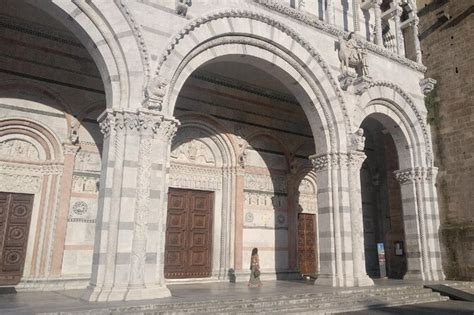 2024 (Florence) Lucca and Optional Wine Tasting Private Day Trip from ...