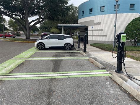 Dover Shores Community Center | Orlando, FL | EV Station
