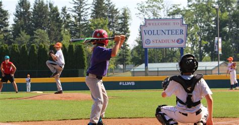 Baseball Camp Program 的图像结果