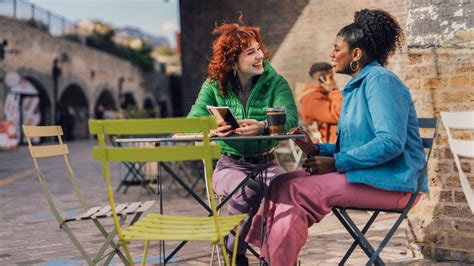 Society Stock-Photo 的图像结果