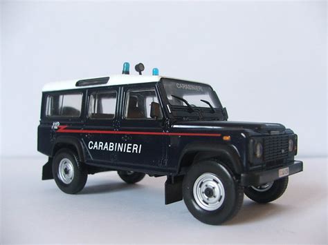 Land Rover Defender Carabinieri (Italy) | Flickr - Photo Sharing!