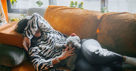 Weight Gain During Period: An Ob-Gyn Shares What to Expect | PS Health