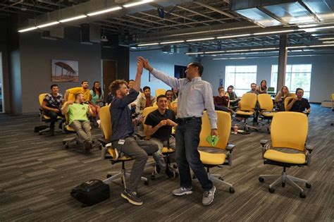 General Motors (GM) Office Photos | Glassdoor