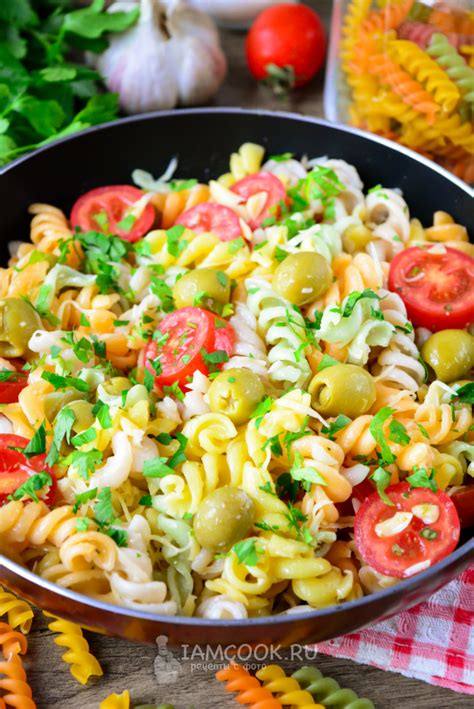 Паста с оливками и помидорами — рецепт с фото пошагово