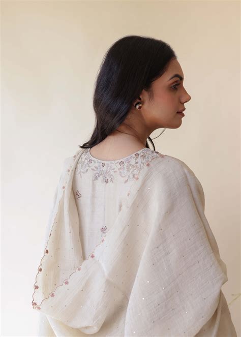 AFRA ALMOND – Rhua Online