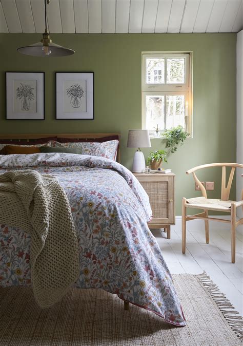 Country Cottage Bedroom