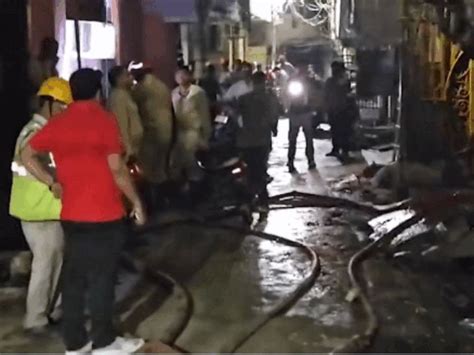 Massive fire in Delhi’s Jagatpuri kills 2, njures 2