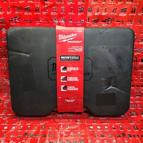 ⭐️NEW 2025 PIPELINE⭐️ Milwaukee PACKOUT Kneeling Pad