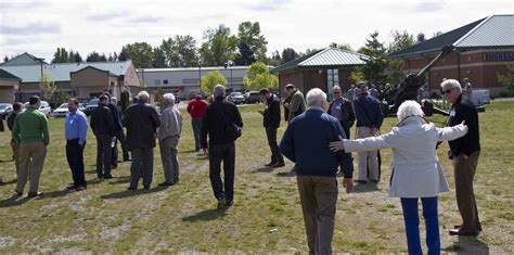 Local business leaders get a taste of being a Soldier at JBLM | Article ...