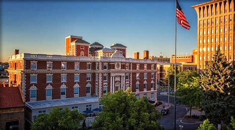 SPOKANE CLUB HOTEL - Hotel Reviews, Photos, Rate Comparison - Tripadvisor