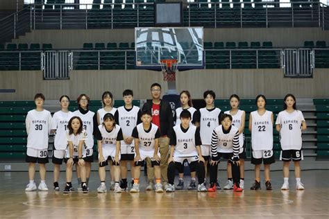 我校篮球队在2020重庆市大学生篮球比赛中获得佳绩-重庆科技学院