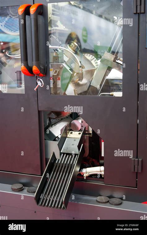 Assembly Line Packaging 的图像结果