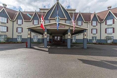 QUALITY INN RIVIÈRE-DU-LOUP (Riviere du Loup, Quebec) - Hotel Reviews ...