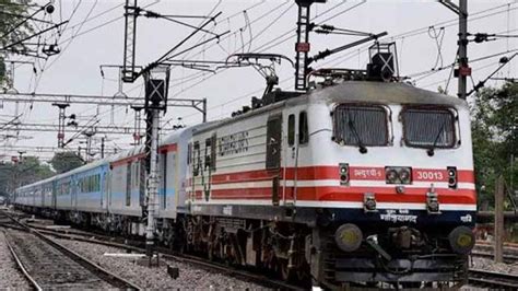 Ayodhya Special Trains: Indian Railways To Run 'Aastha Special' Trains ...
